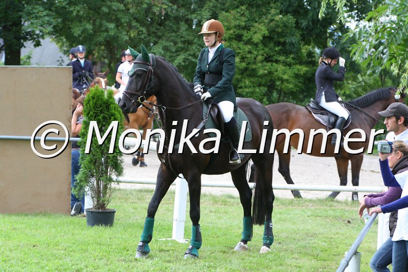 097M0124_Dark Shadow.JPG